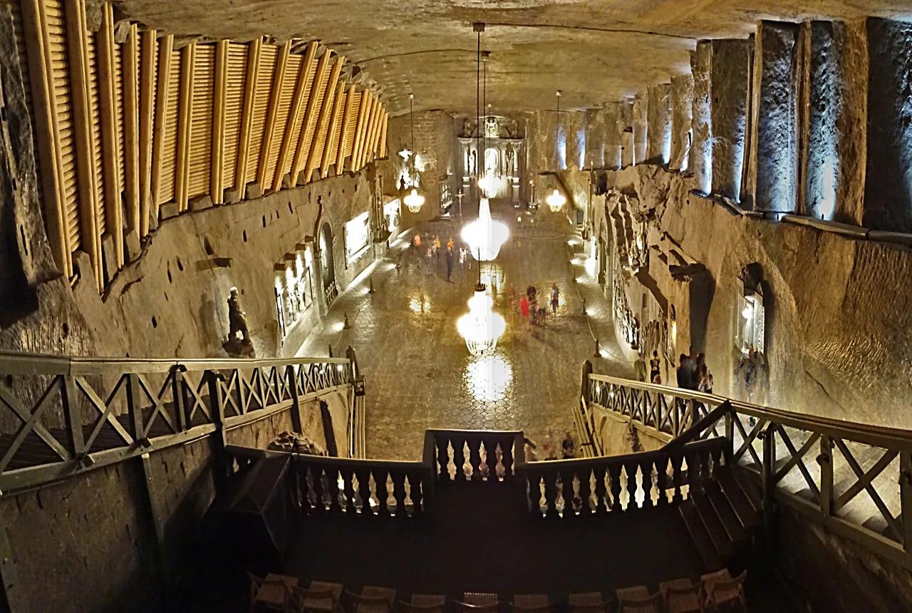 Kraków + Wieliczka + Auschwitz — 2 dni