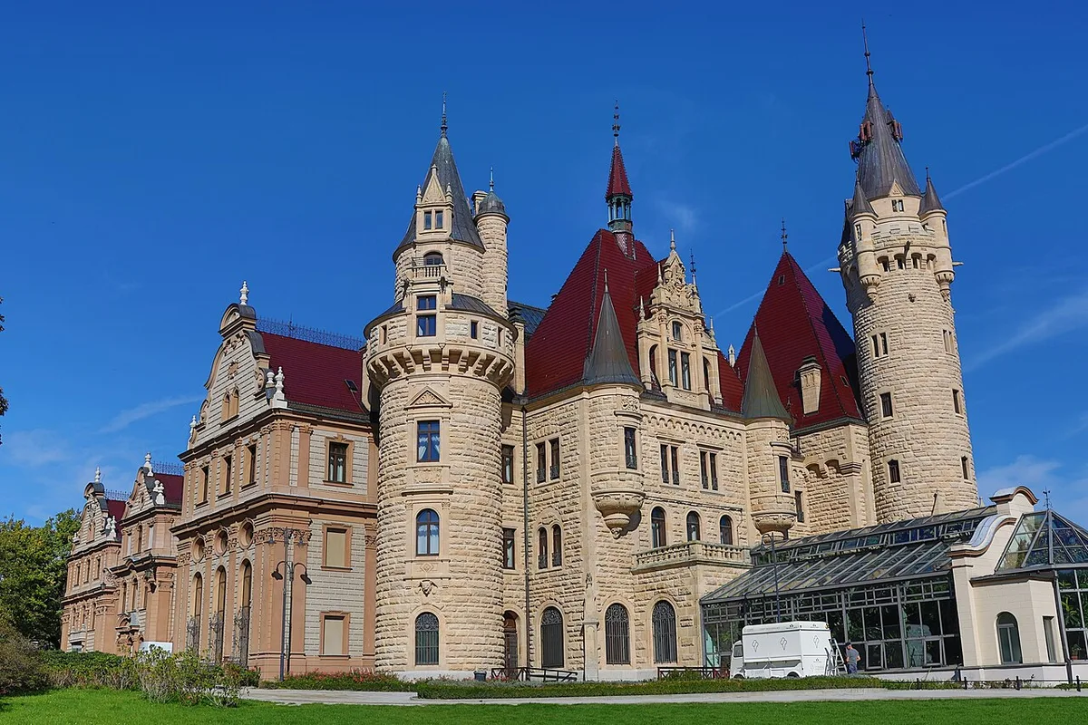 Zamek w Mosznej
