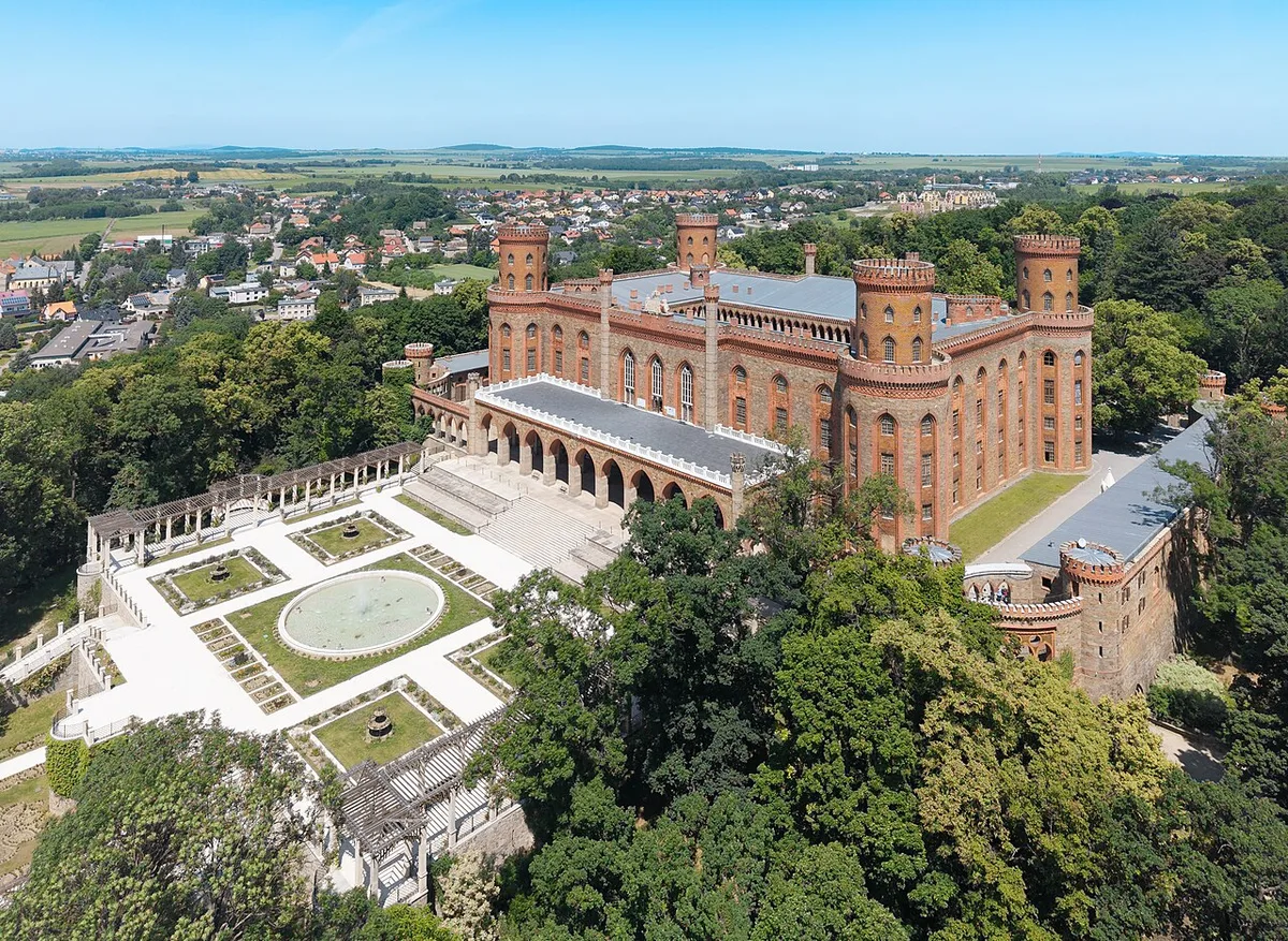 Pałac Kamieniec Ząbkowicki