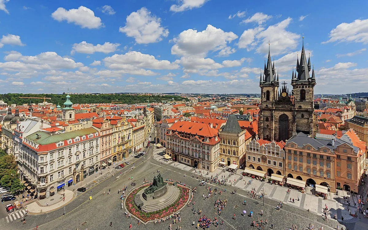 PRAGA EXPRESS — JARMARK BOŻONARODZENIOWY